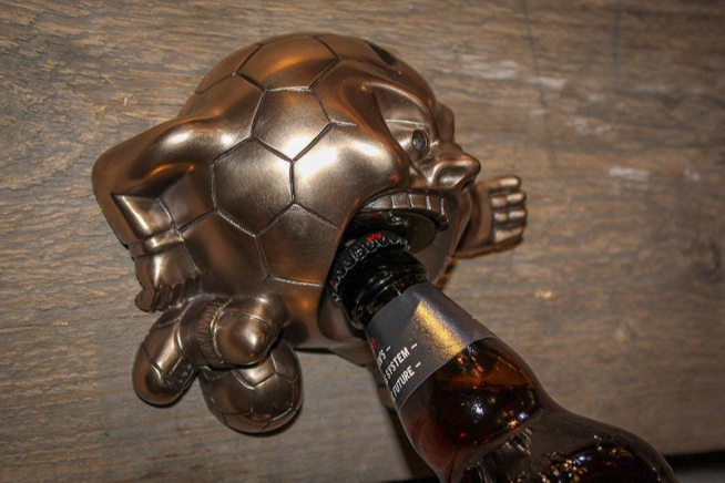 Voetbal bieropener